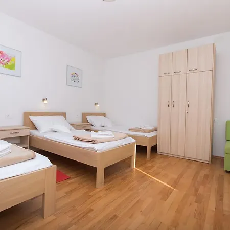 Apartman Sophie *